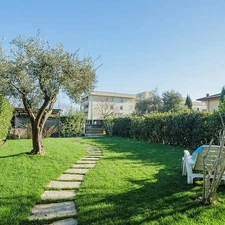 Cristina By Interhome Pietrasanta